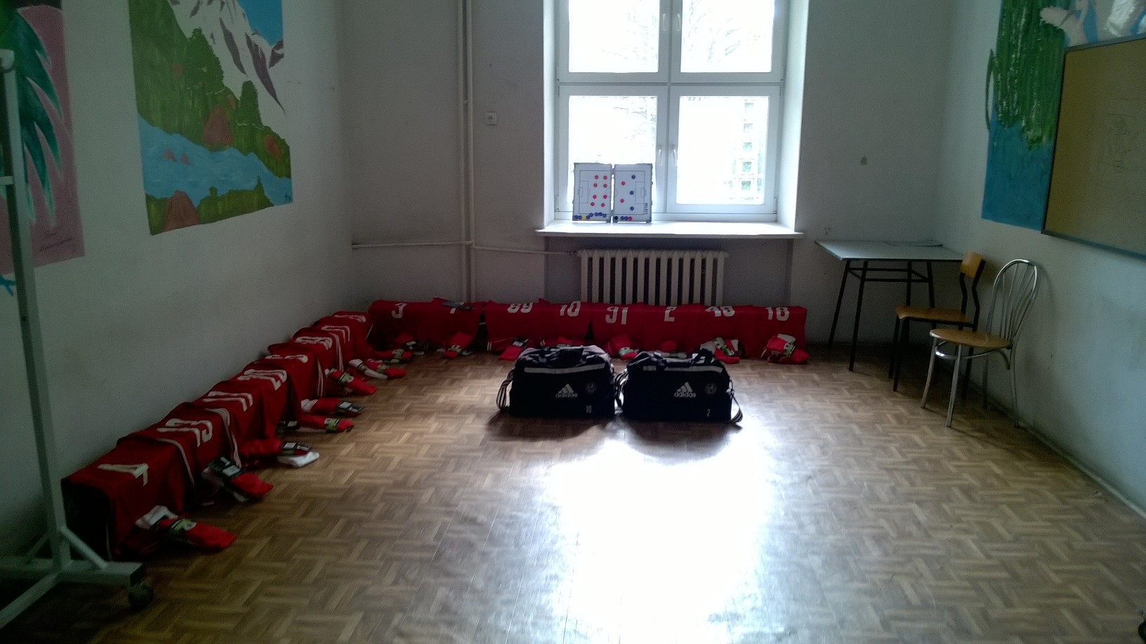 Małe derby Warszawy dla AGAPE