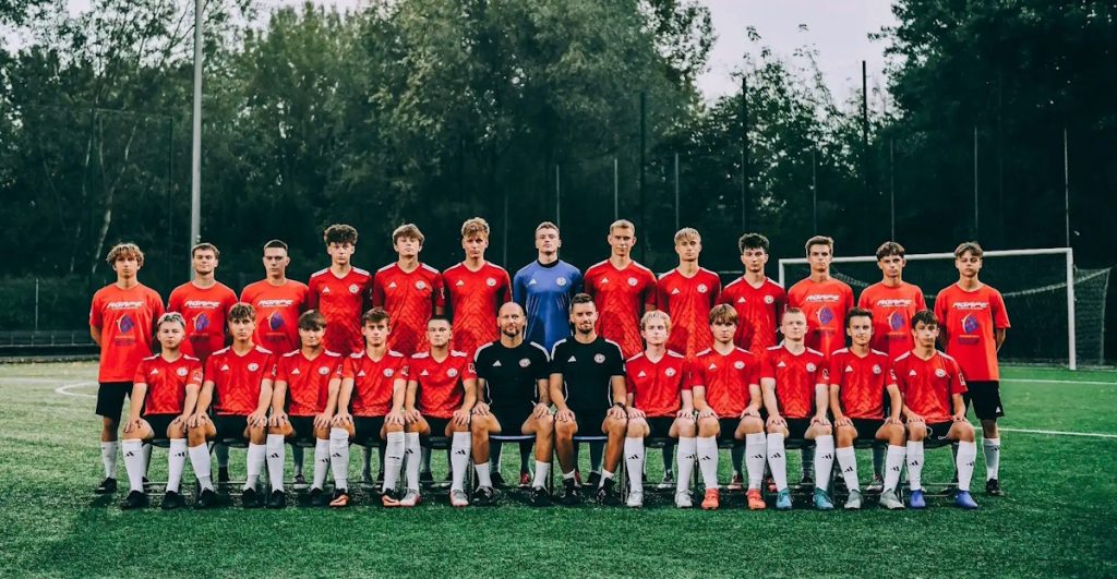 pierwsza drużyna 2025